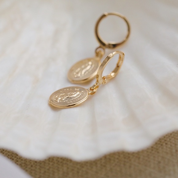 Petite Virgin Mary Earrings | 18k Gold Filled - Picture 5 of 7